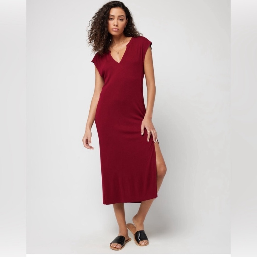 L*Space Stretch Robyn Notch Neck V Neck Cabernet Red Sleeveless Dress sz XS